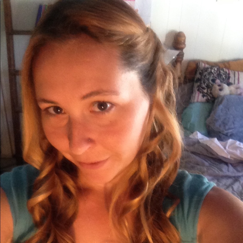 Meet your Posher, Genevieve